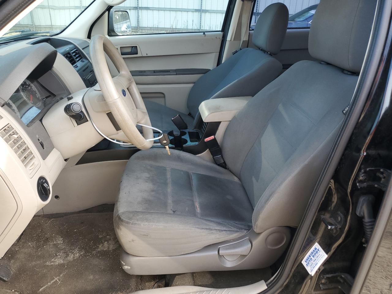 2009 Ford Escape Xls VIN: 1FMCU02779KB02128 Lot: 65533444