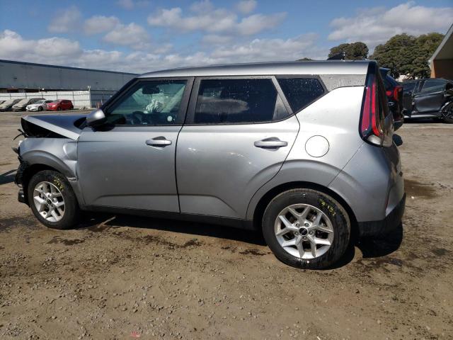 KNDJ23AU8R7913756 Kia Soul LX 2