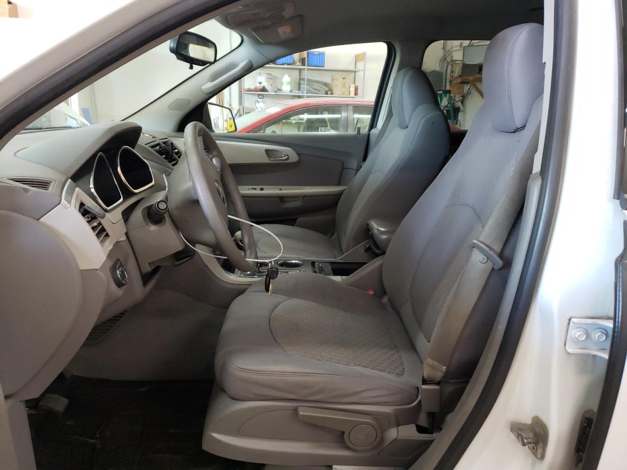 2010 Chevrolet Traverse Ls VIN: 1GNLVEED5AS123586 Lot: 66275844