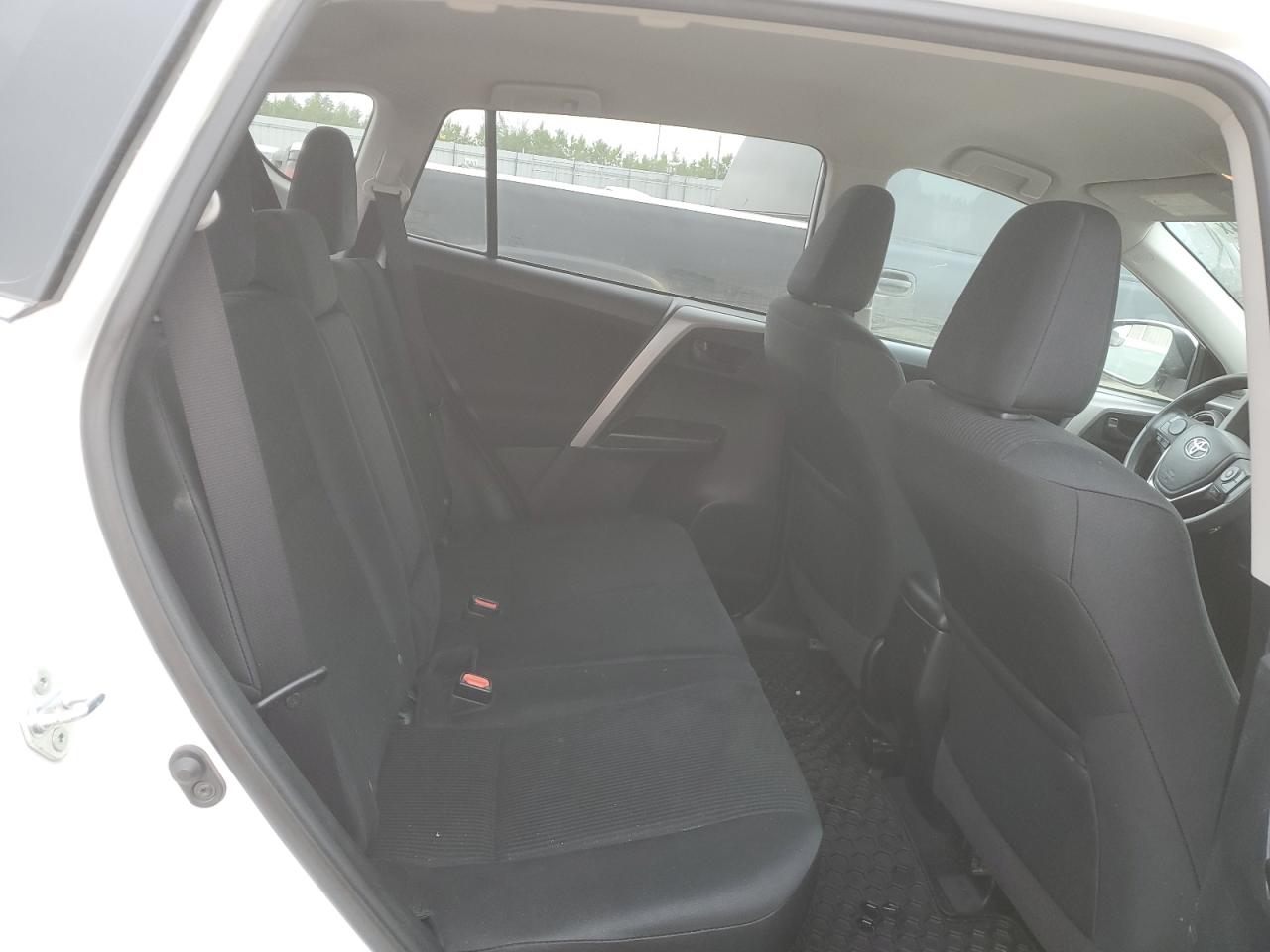 2017 Toyota Rav4 Le VIN: 2T3BFREVXHW646914 Lot: 68303744