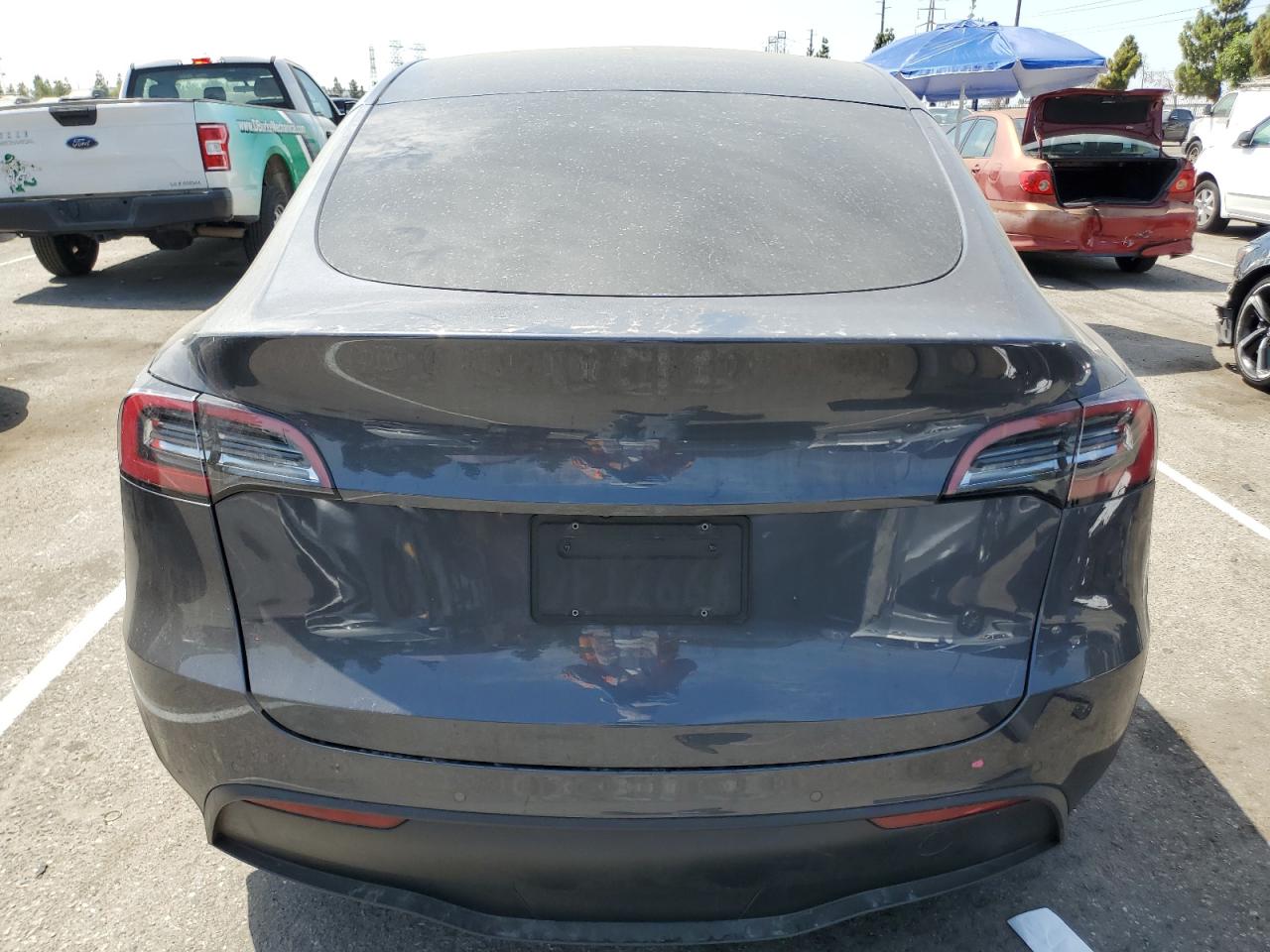 5YJYGDEE6MF080230 2021 Tesla Model Y