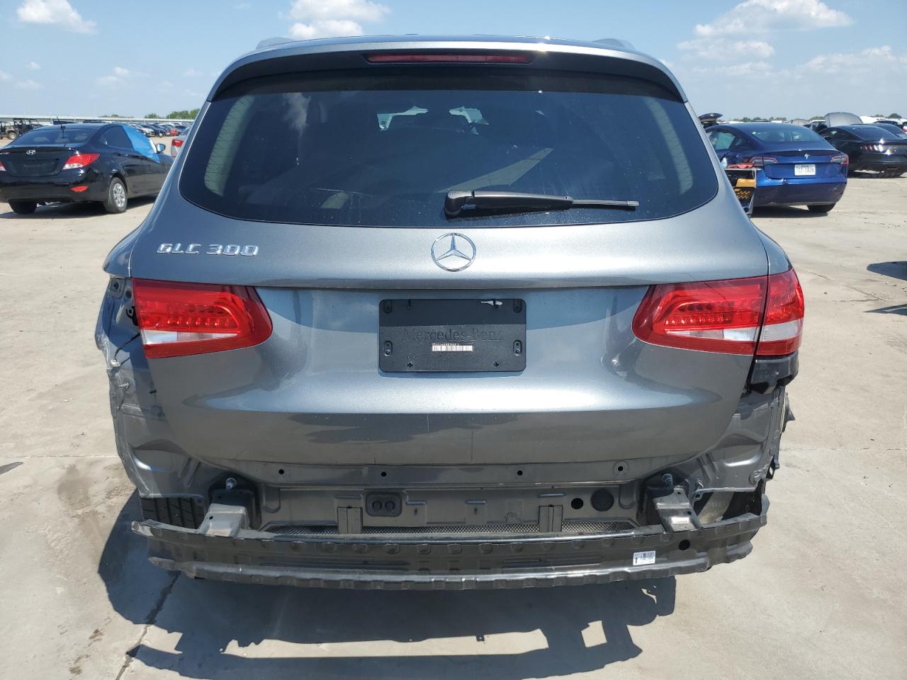 WDC0G4JB8GF096819 2016 Mercedes-Benz Glc 300