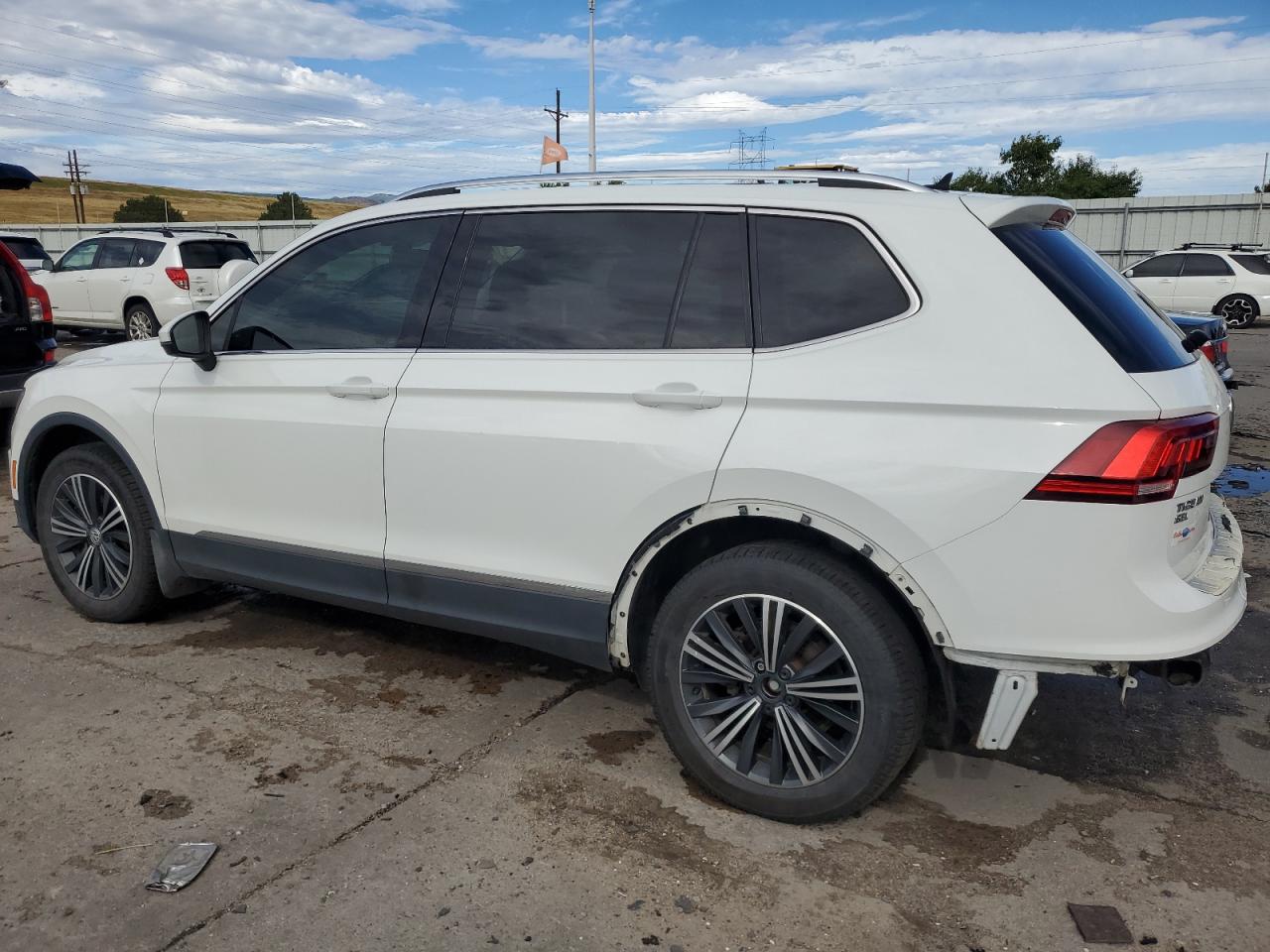 VIN 3VV2B7AX6JM005601 2018 VOLKSWAGEN TIGUAN no.2