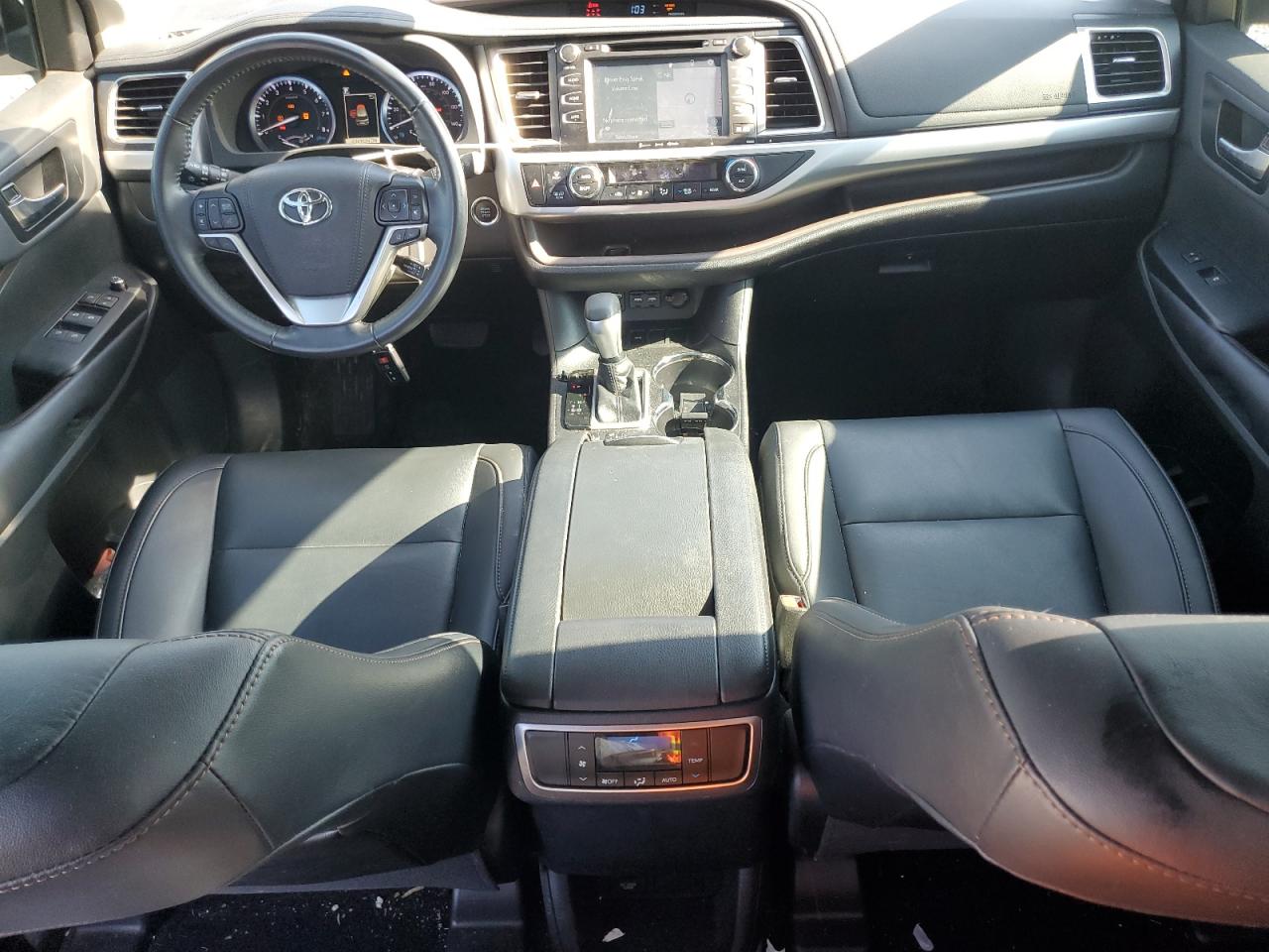 2019 Toyota Highlander Se VIN: 5TDKZRFHXKS337548 Lot: 68133024