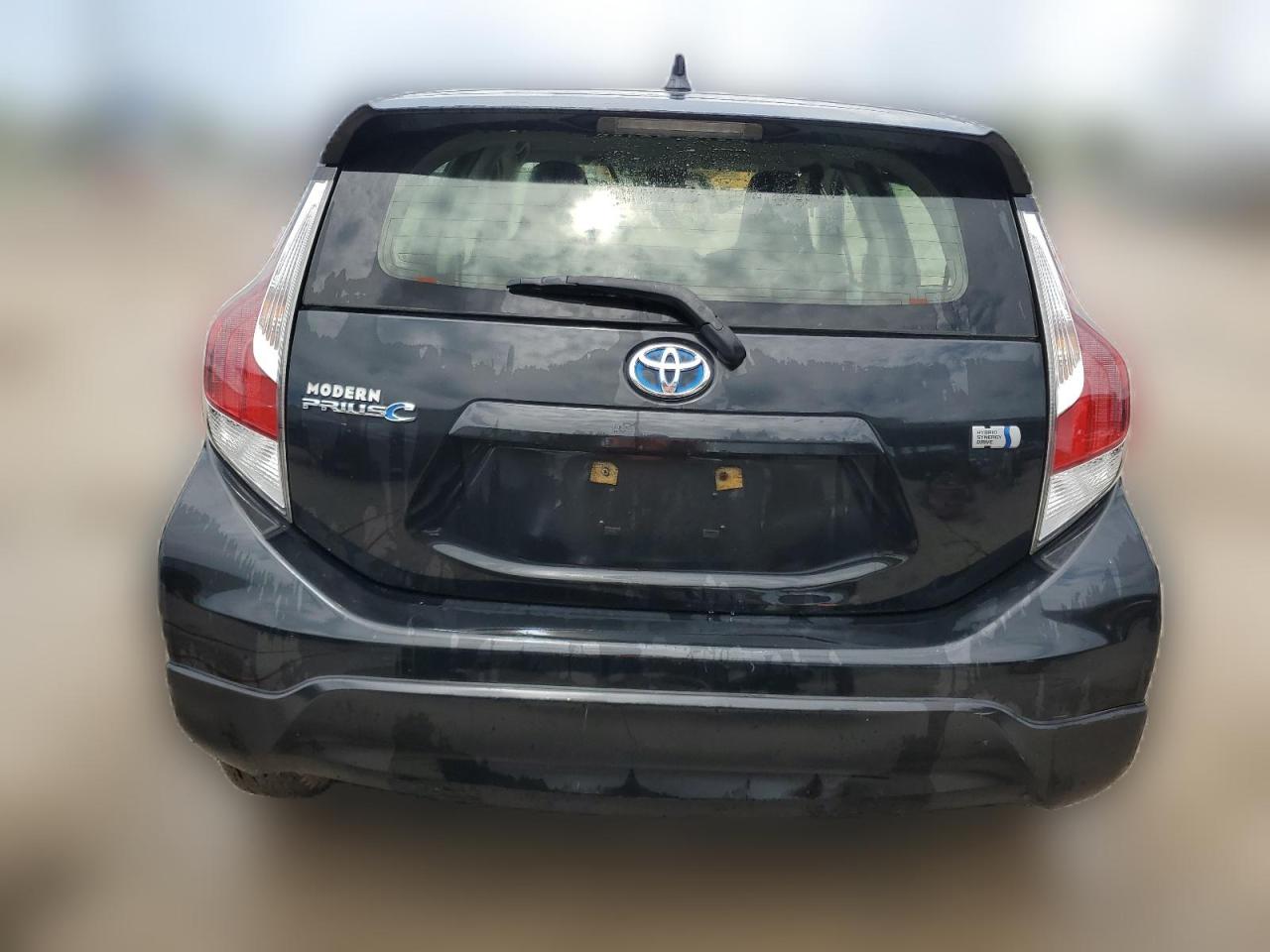 2017 Toyota Prius C VIN: JTDKDTB38H1598267 Lot: 65460984