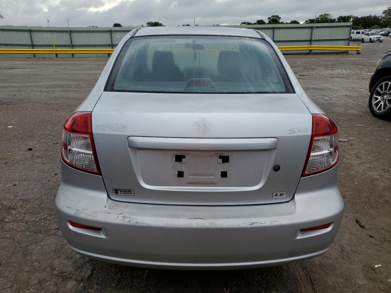 JS2YC5A25A6302749 2010 Suzuki Sx4 Le