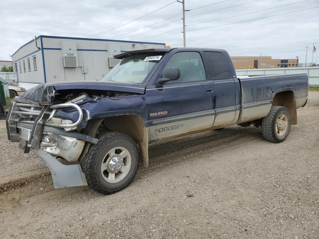 1999 Dodge Ram 2500 VIN: 1B7KF2368XJ511110 Lot: 68945174