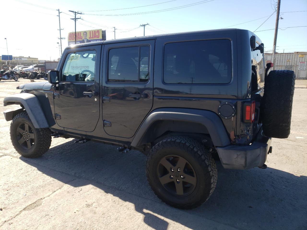 1C4BJWDG2HL664228 2017 Jeep Wrangler Unlimited Sport