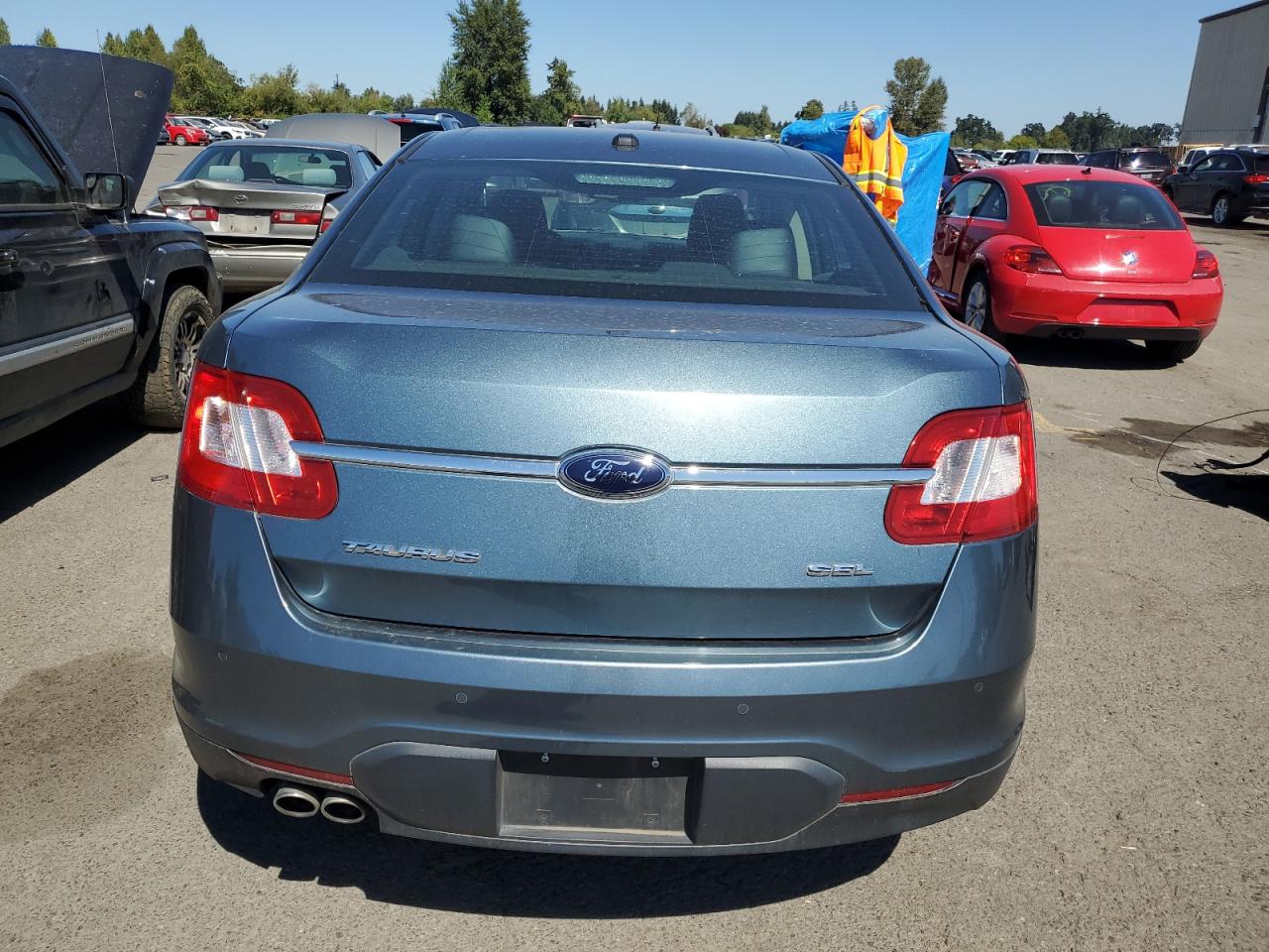 1FAHP2EW8AG132672 2010 Ford Taurus Sel