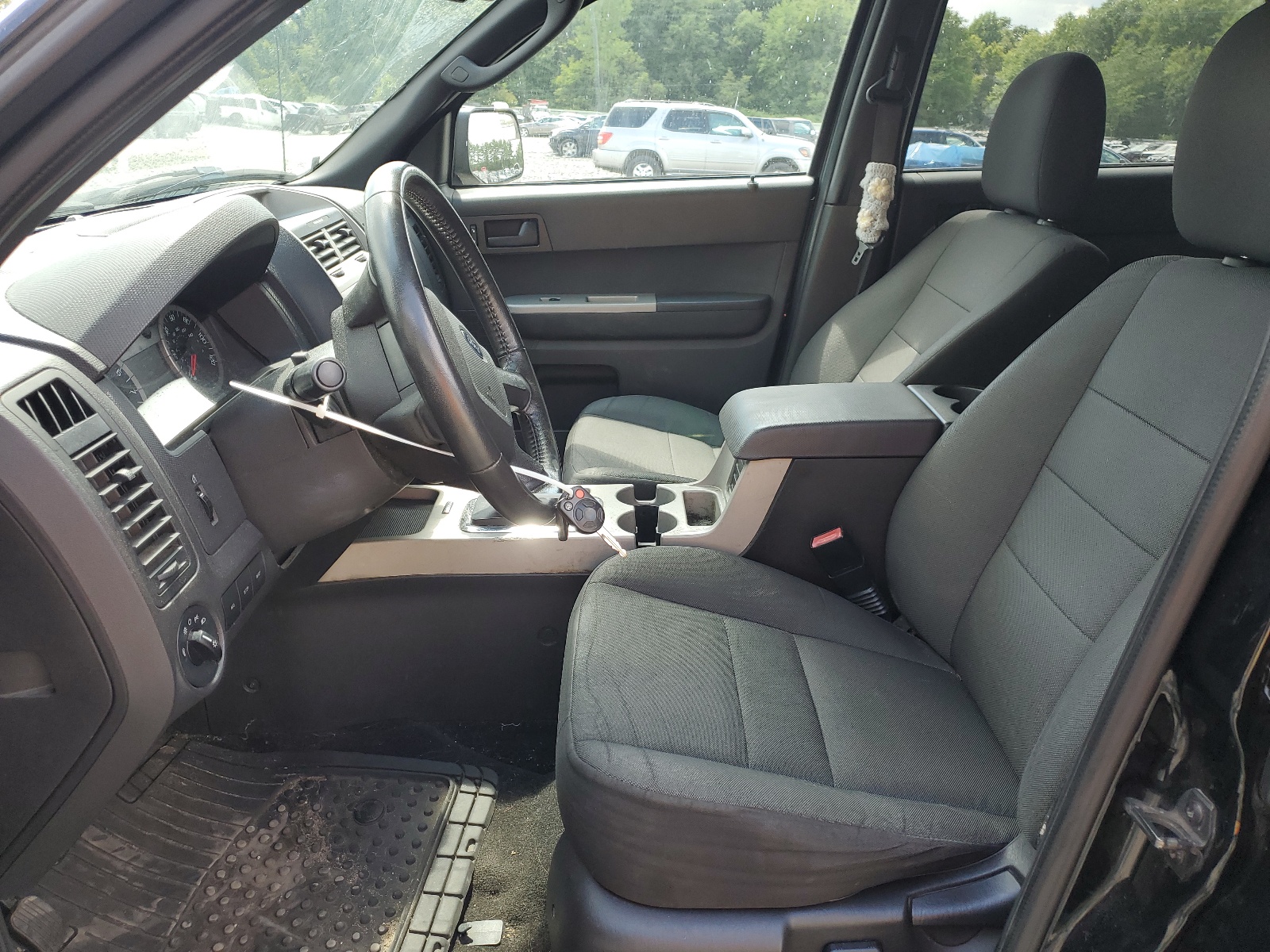 1FMCU9DG5AKD30358 2010 Ford Escape Xlt