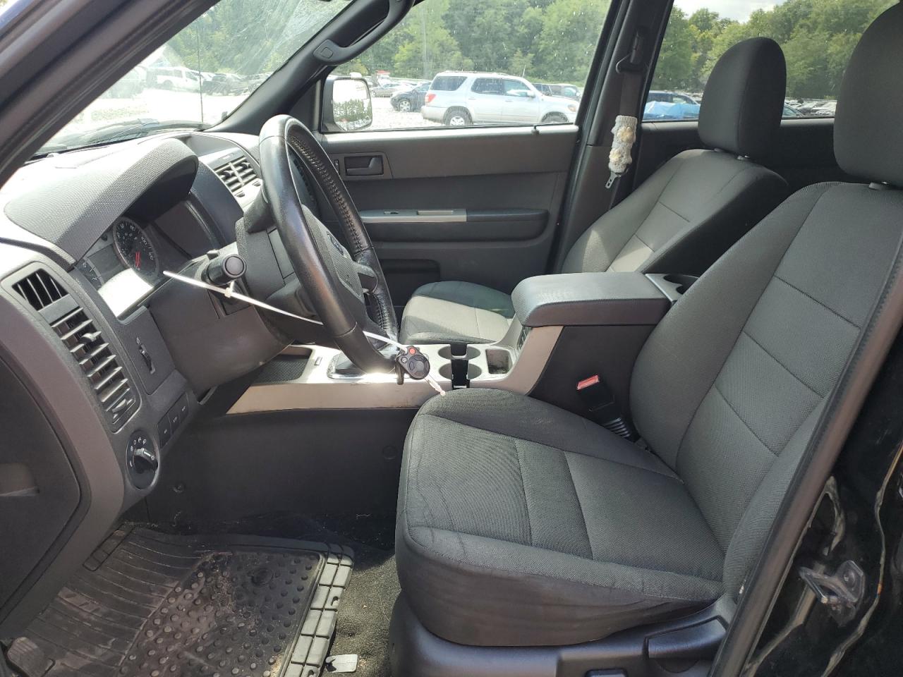 2010 Ford Escape Xlt VIN: 1FMCU9DG5AKD30358 Lot: 67197414