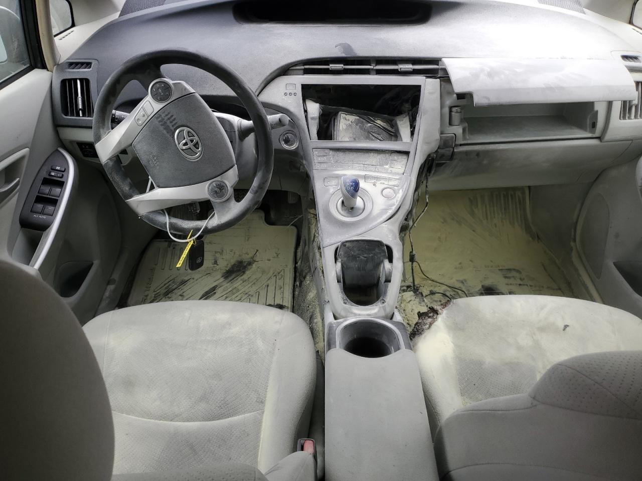 JTDKN3DU5F1981731 2015 Toyota Prius