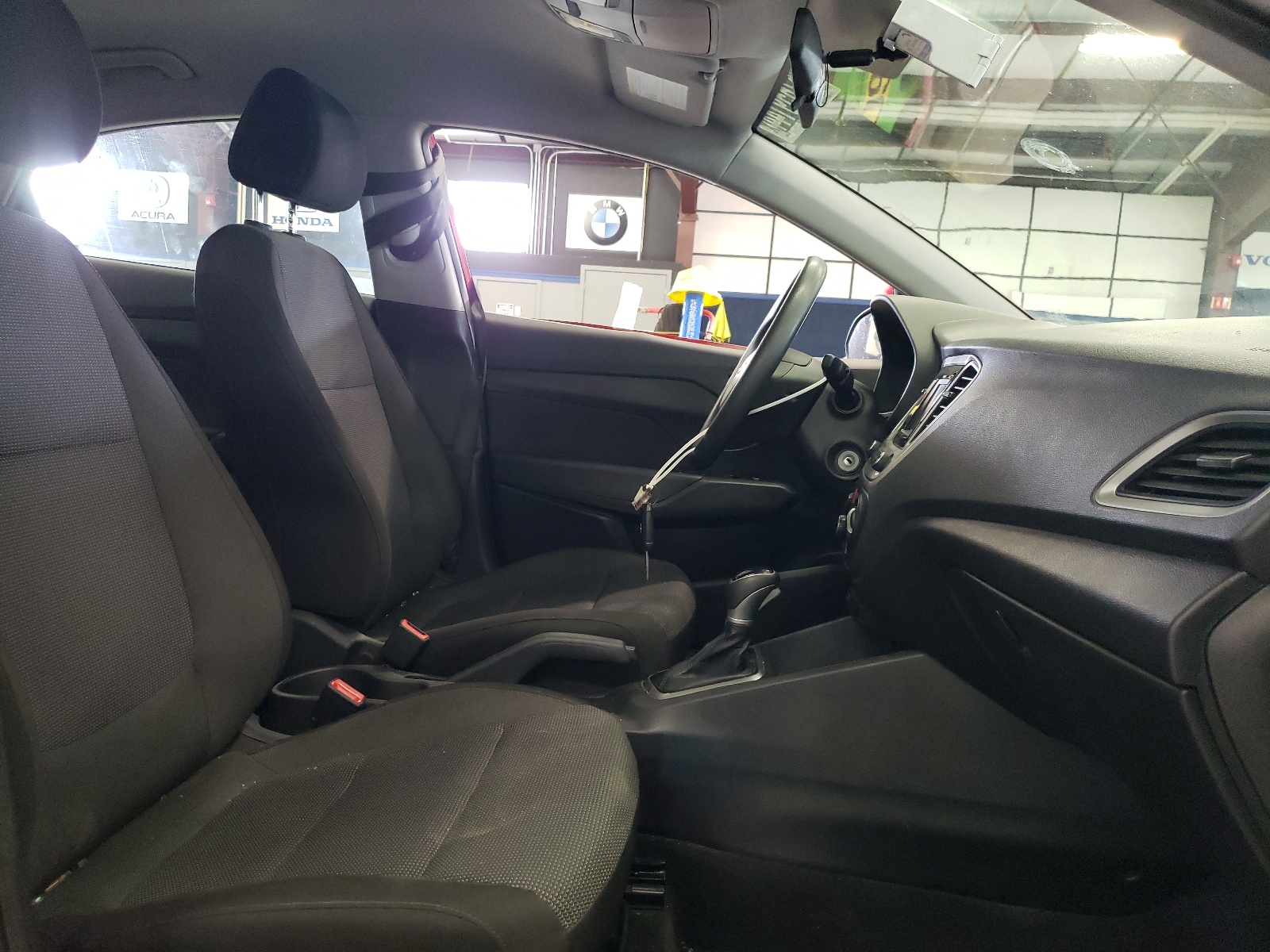 3KPC24A6XME138059 2021 Hyundai Accent Se