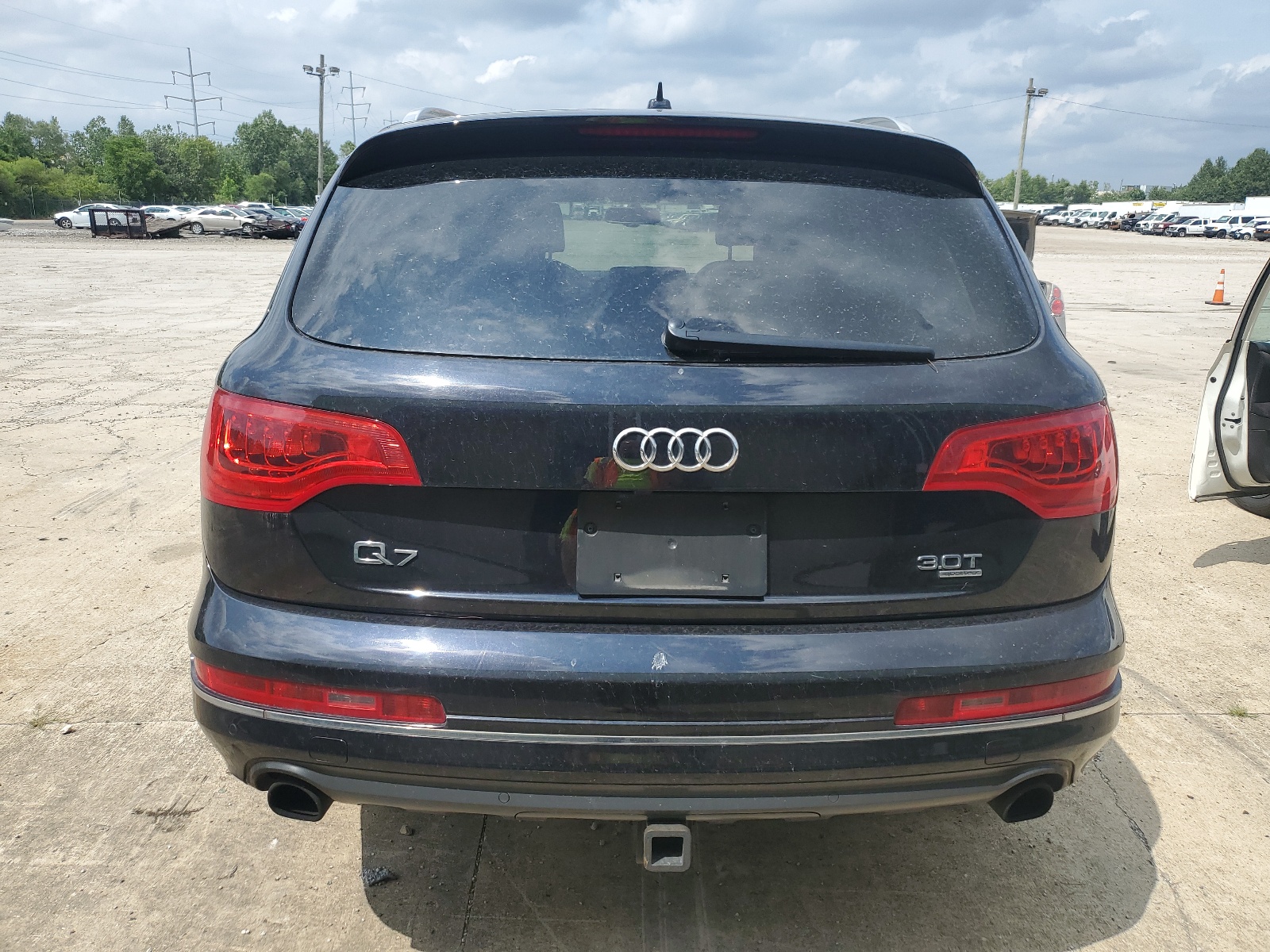 2015 Audi Q7 Premium Plus vin: WA1LGAFE9FD017991