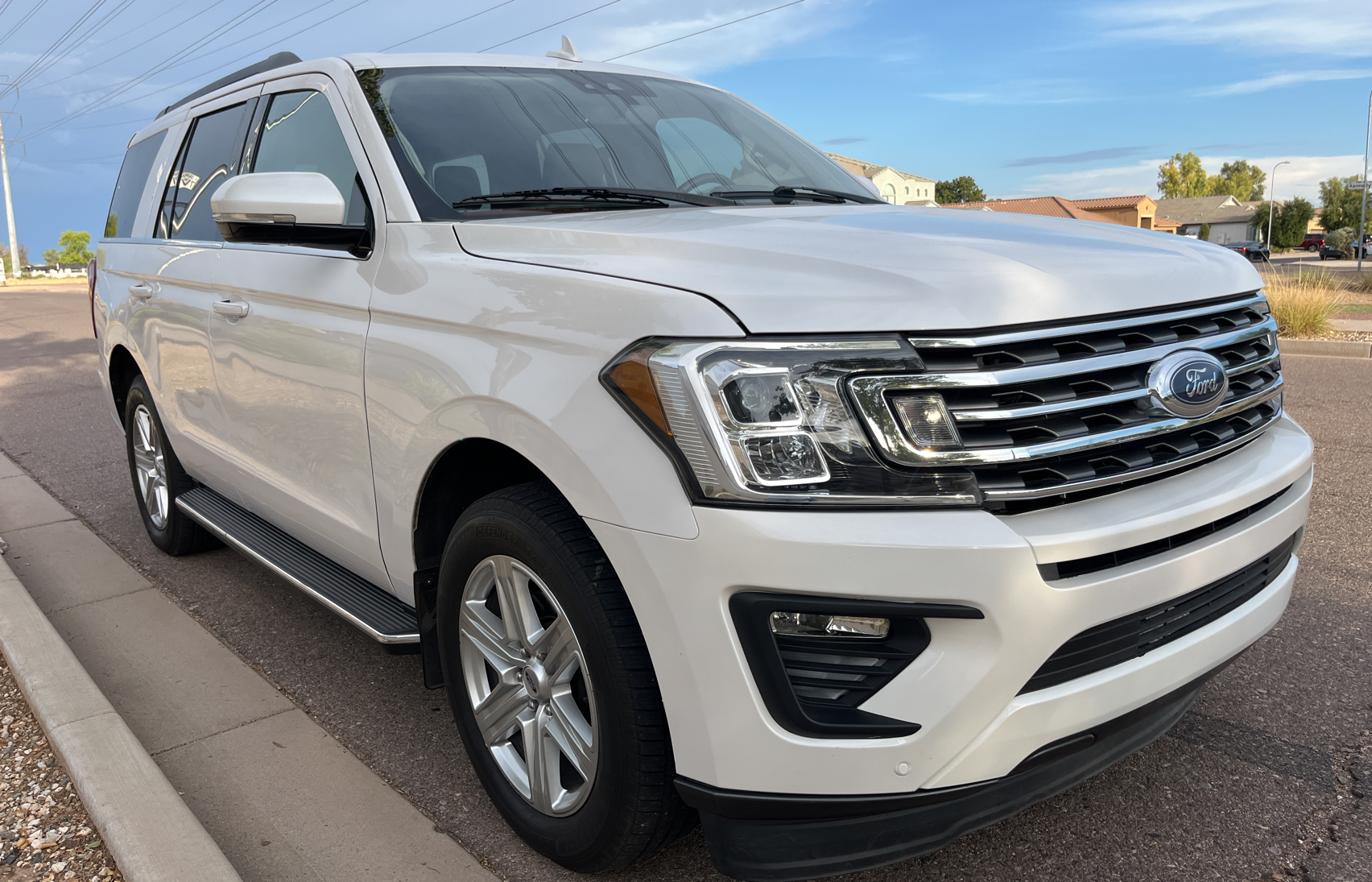 2018 Ford Expedition Xlt vin: 1FMJU1HT4JEA53118