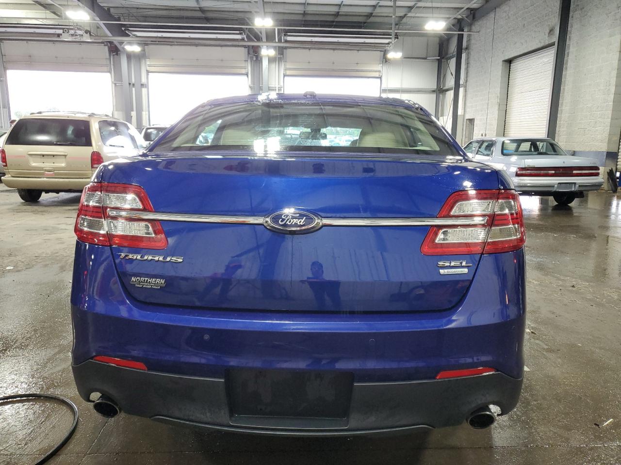 1FAHP2E94FG149695 2015 Ford Taurus Sel