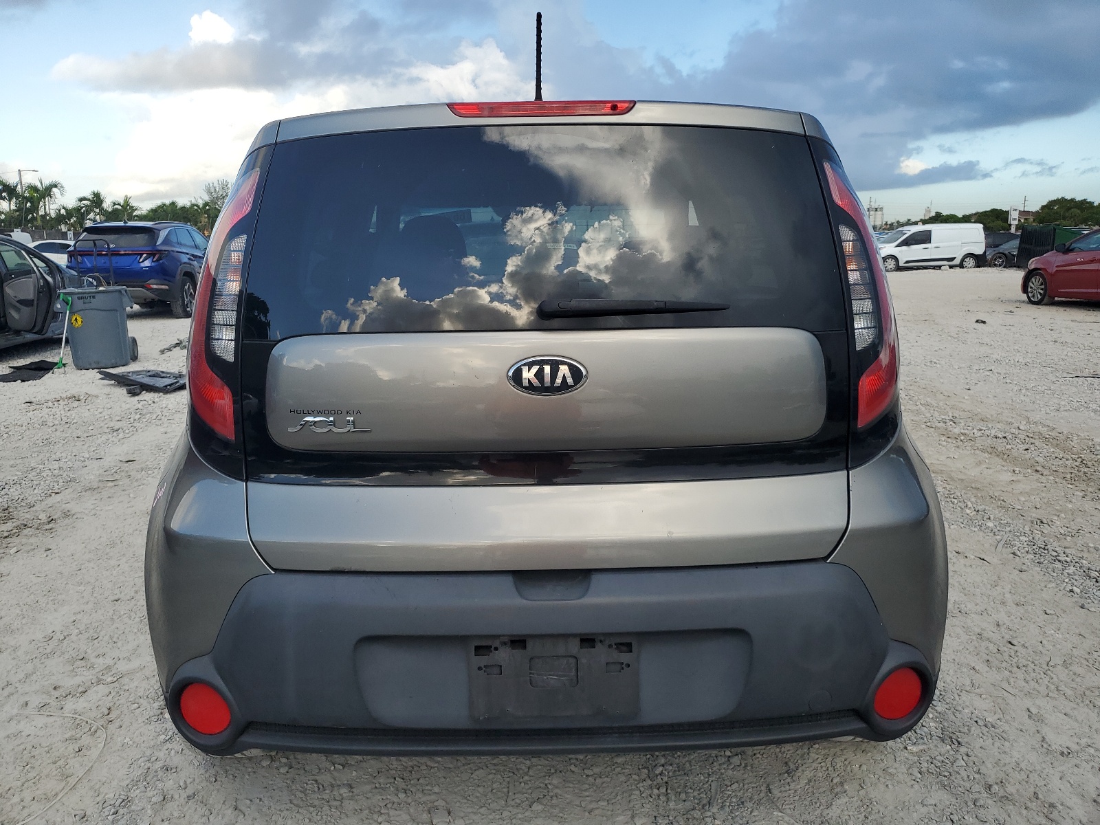 KNDJN2A21E7088203 2014 Kia Soul