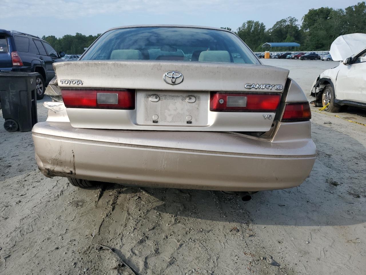 JT2BF22K5W0132481 1998 Toyota Camry Ce