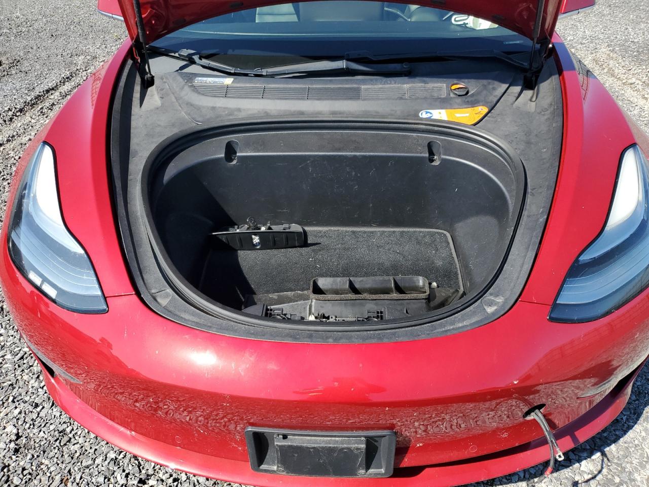 2018 Tesla Model 3 VIN: 5YJ3E1EA1JF015390 Lot: 65538404