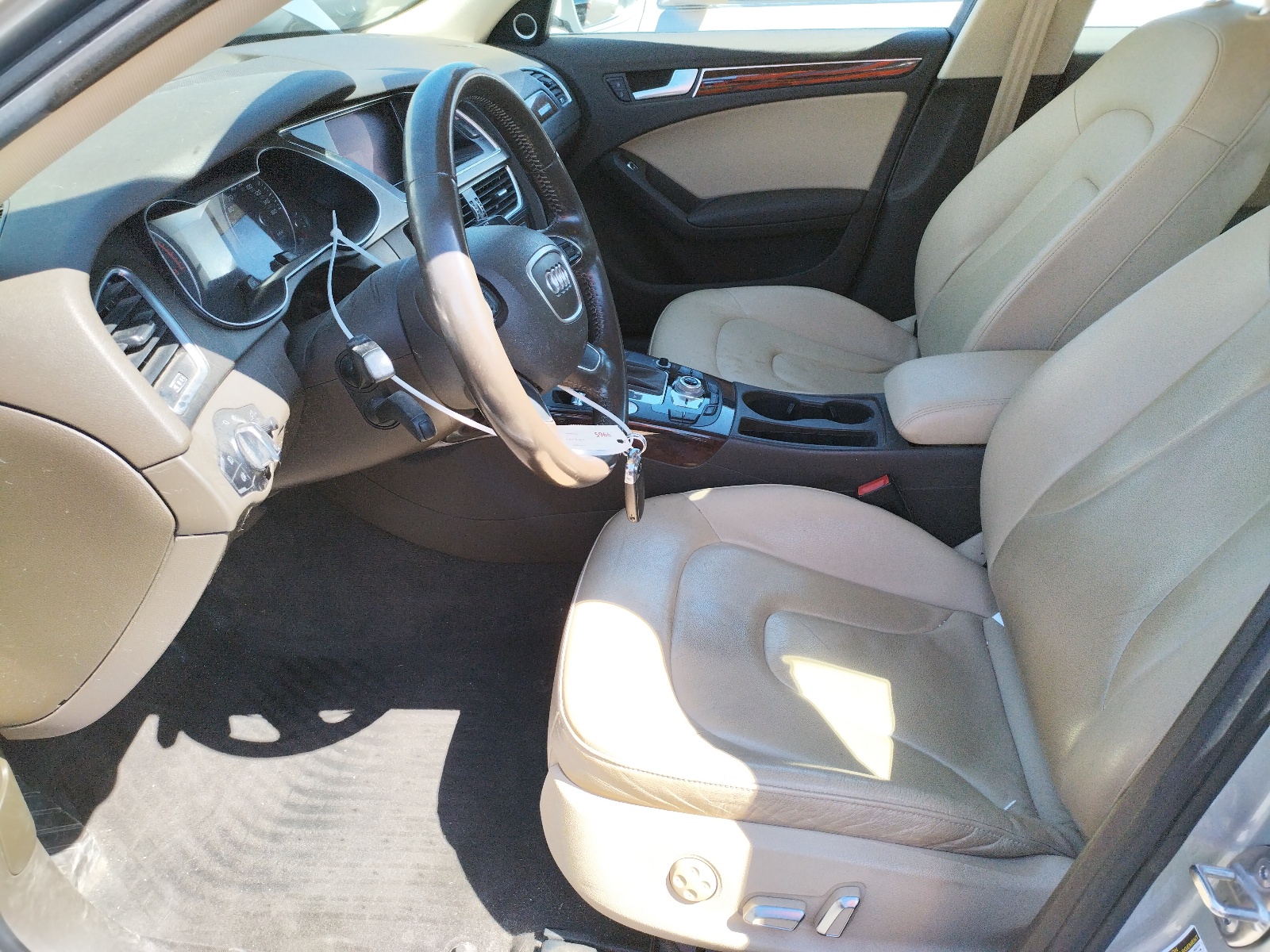 WAUFFAFL0EN042353 2014 Audi A4 Premium Plus