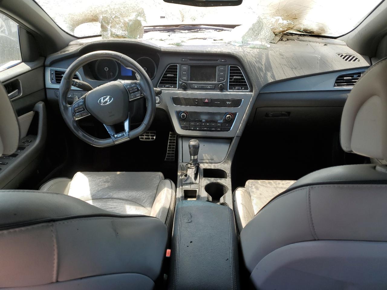 2015 Hyundai Sonata - Image 8