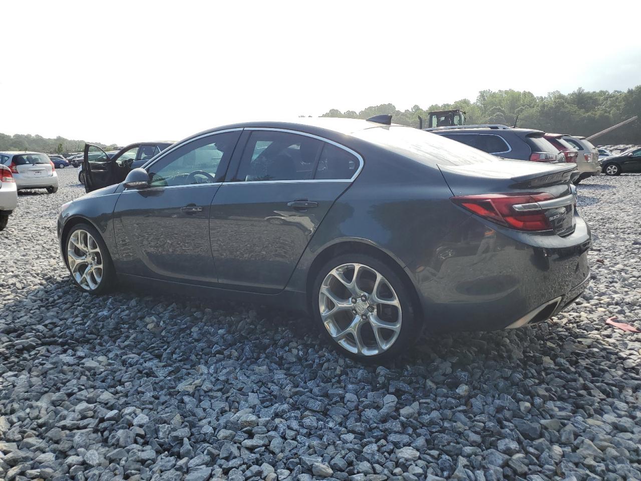 2017 Buick Regal - Image 2