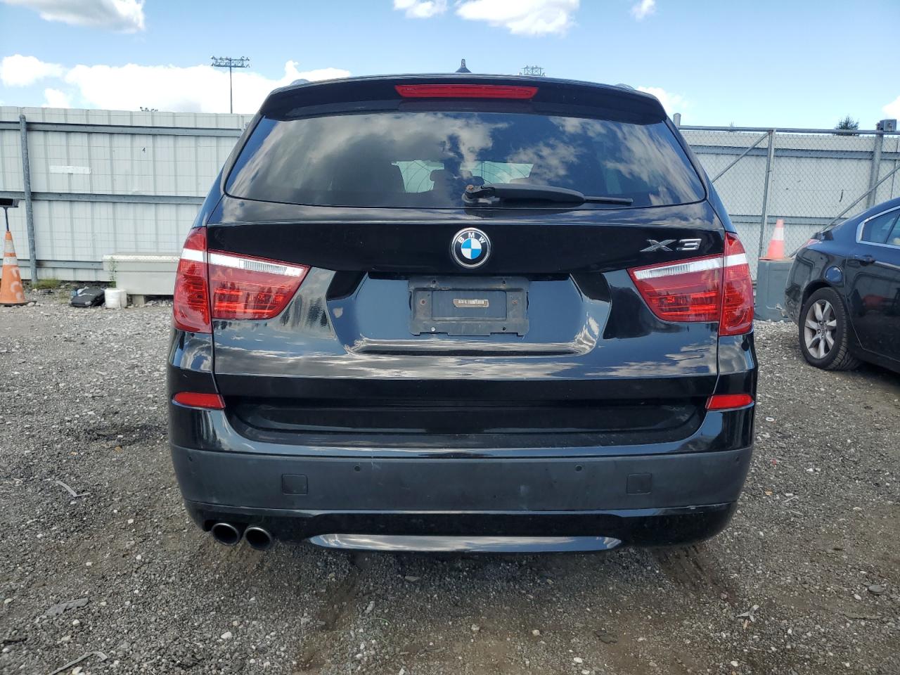 VIN 5UXWX9C58E0D17275 2014 BMW X3 no.6