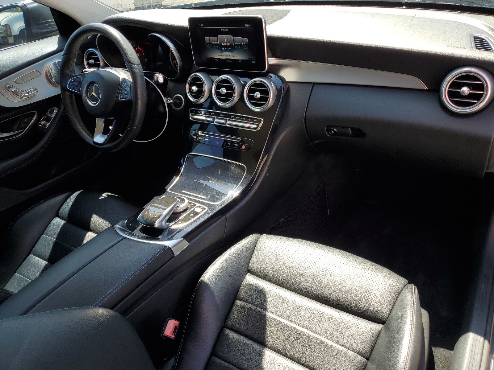 WDDWJ4JB6HF587432 2017 Mercedes-Benz C 300