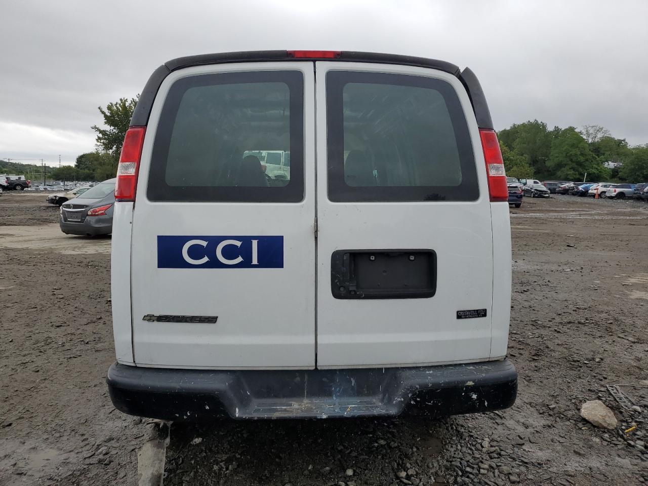 2018 Chevrolet Express G2500 VIN: 1GCWGAFP3J1252272 Lot: 66769404