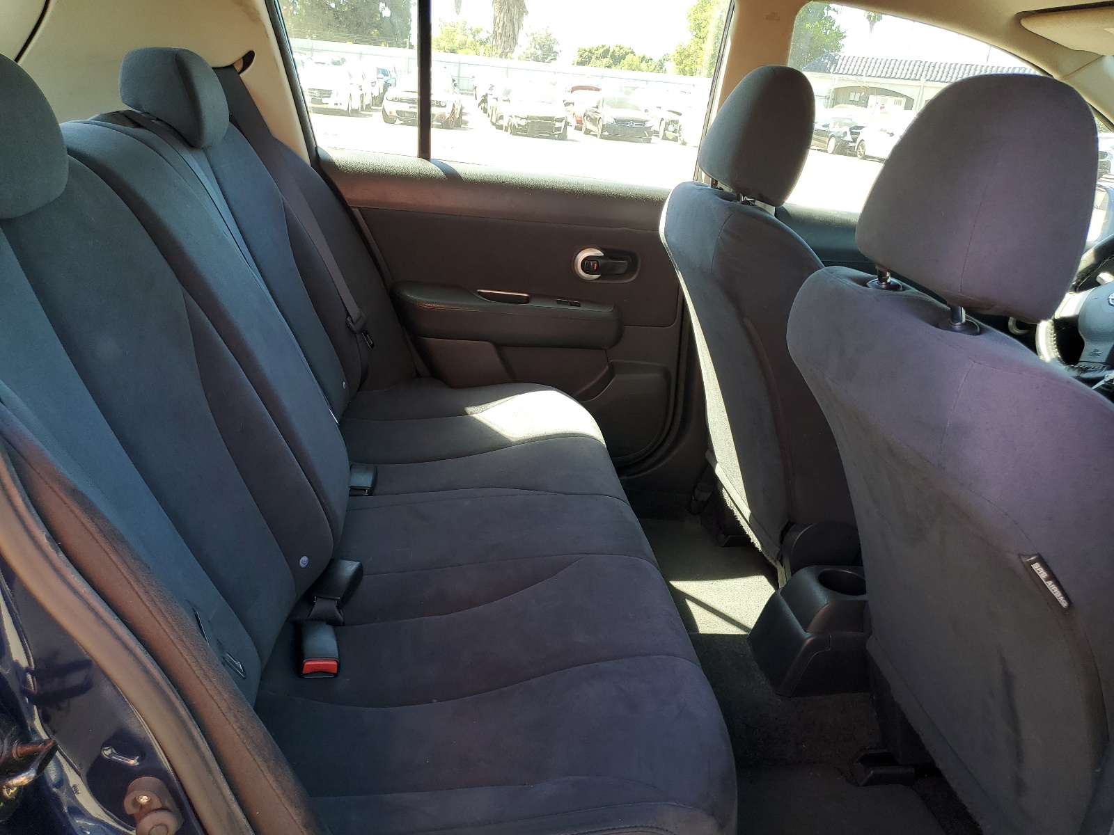 3N1BC13E99L381444 2009 Nissan Versa S