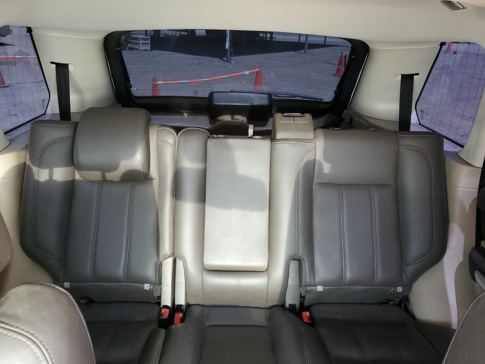 SALSK2D49BA705302 2011 Land Rover Range Rover Sport Lux