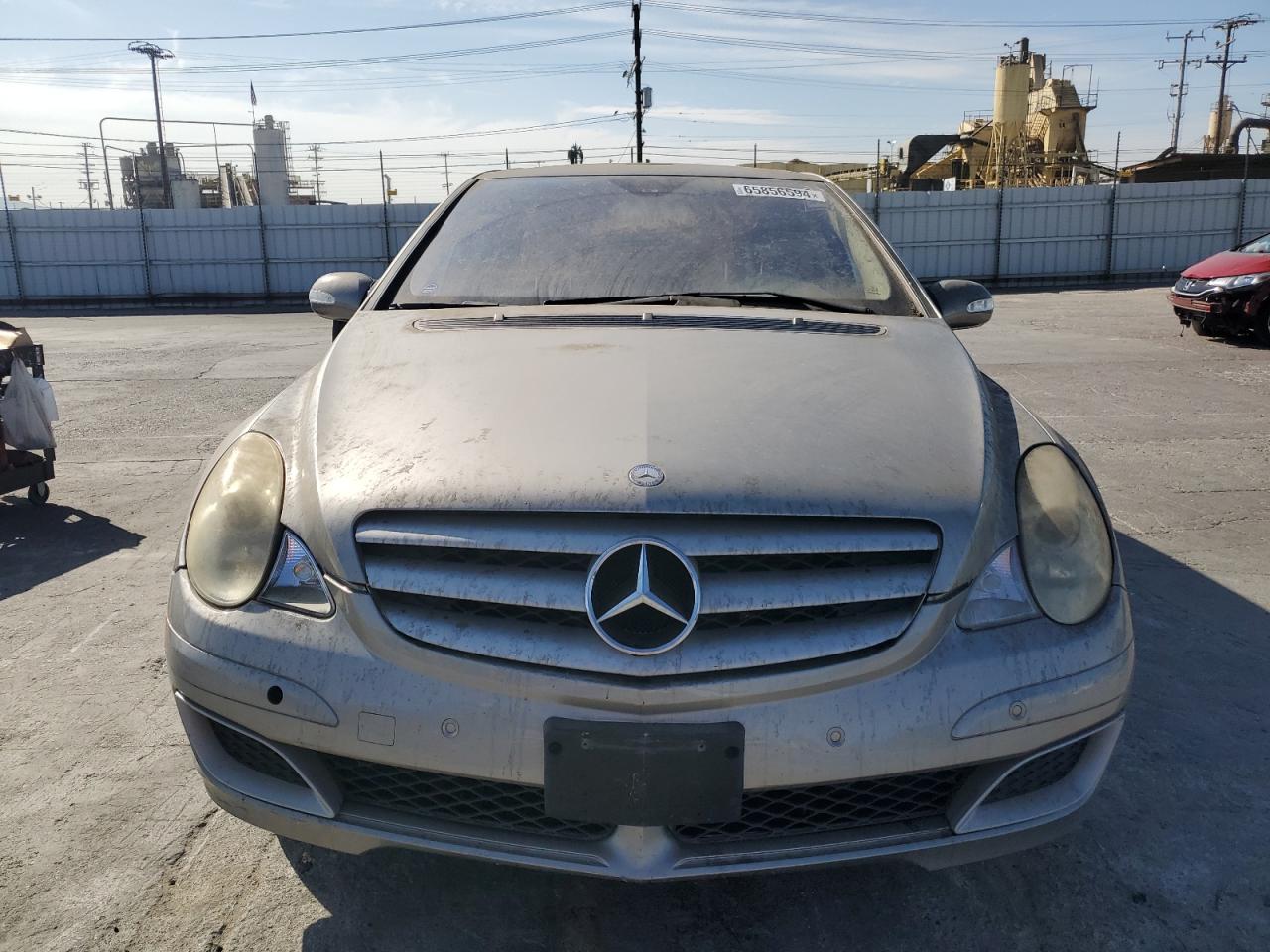 2006 Mercedes-Benz R 350 VIN: 4JGCB65E86A008327 Lot: 65856594