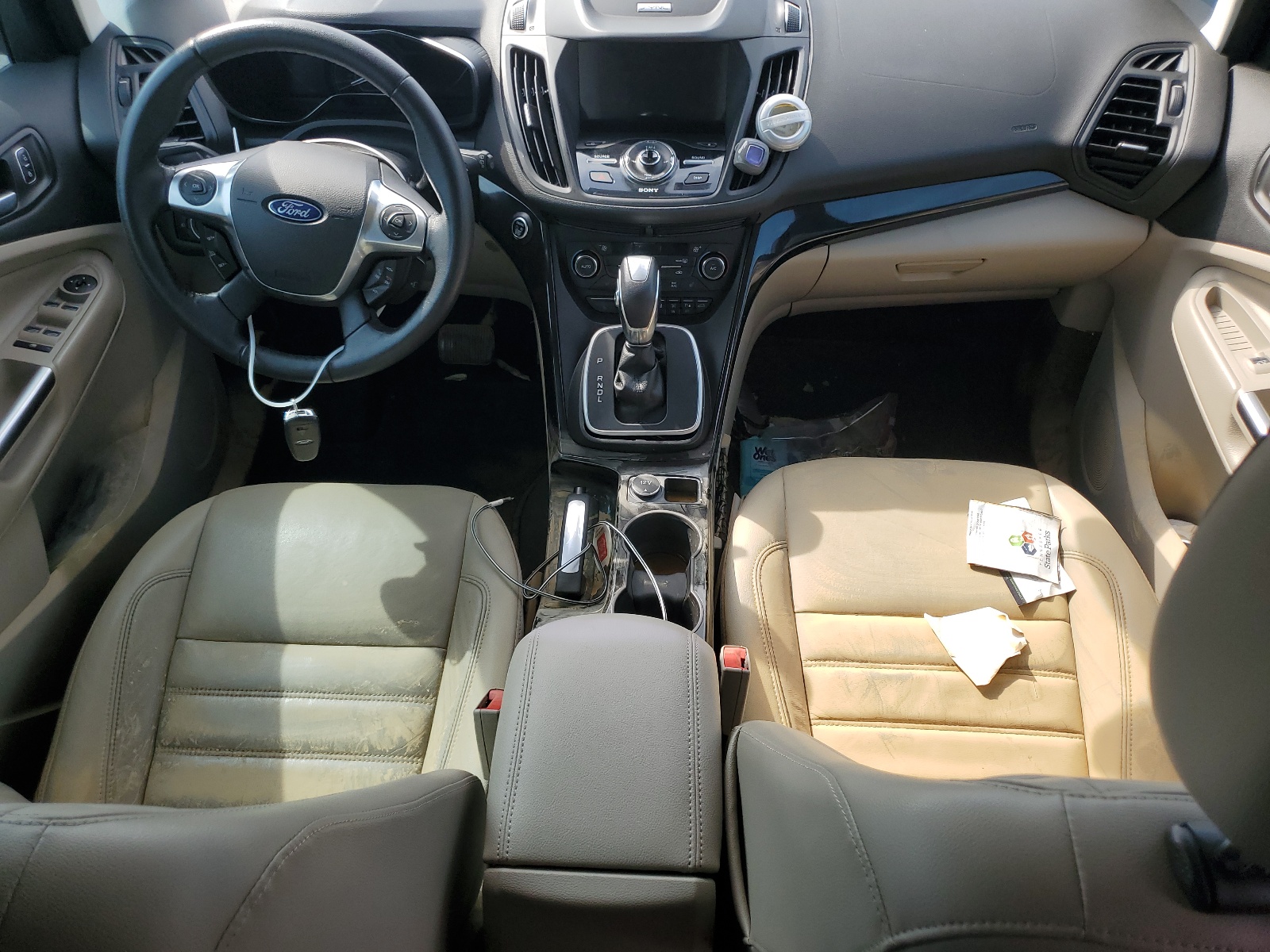 1FADP5DU9HL115185 2017 Ford C-Max Titanium