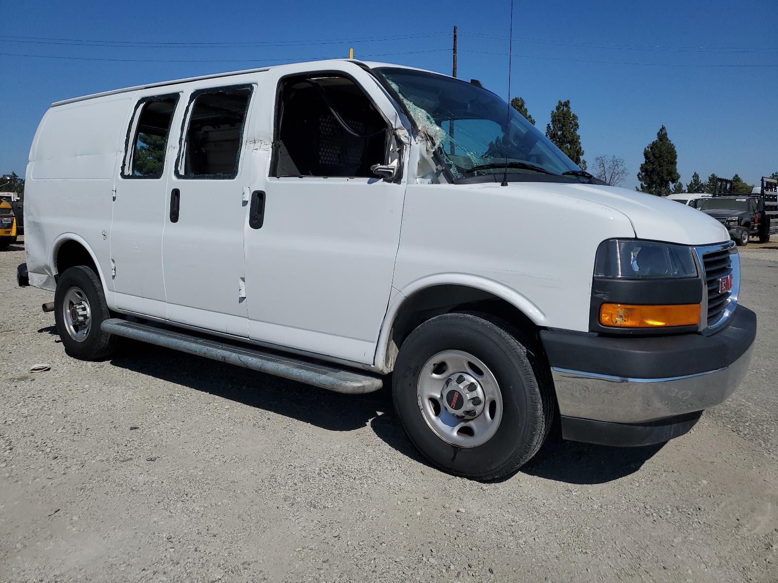 1GTW7AFP1N1266256 2022 GMC Savana G2500