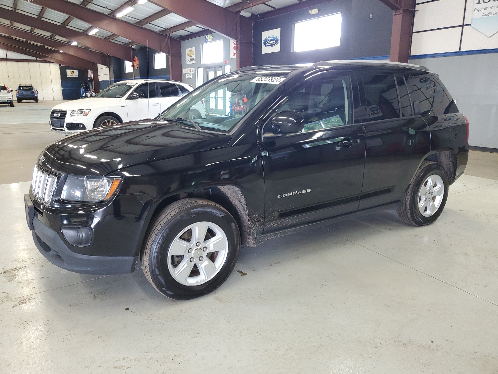1C4NJCEA0GD744433 2016 Jeep Compass Latitude 1C4NJCEA0GD744433 2016 Jeep Compass Latitude