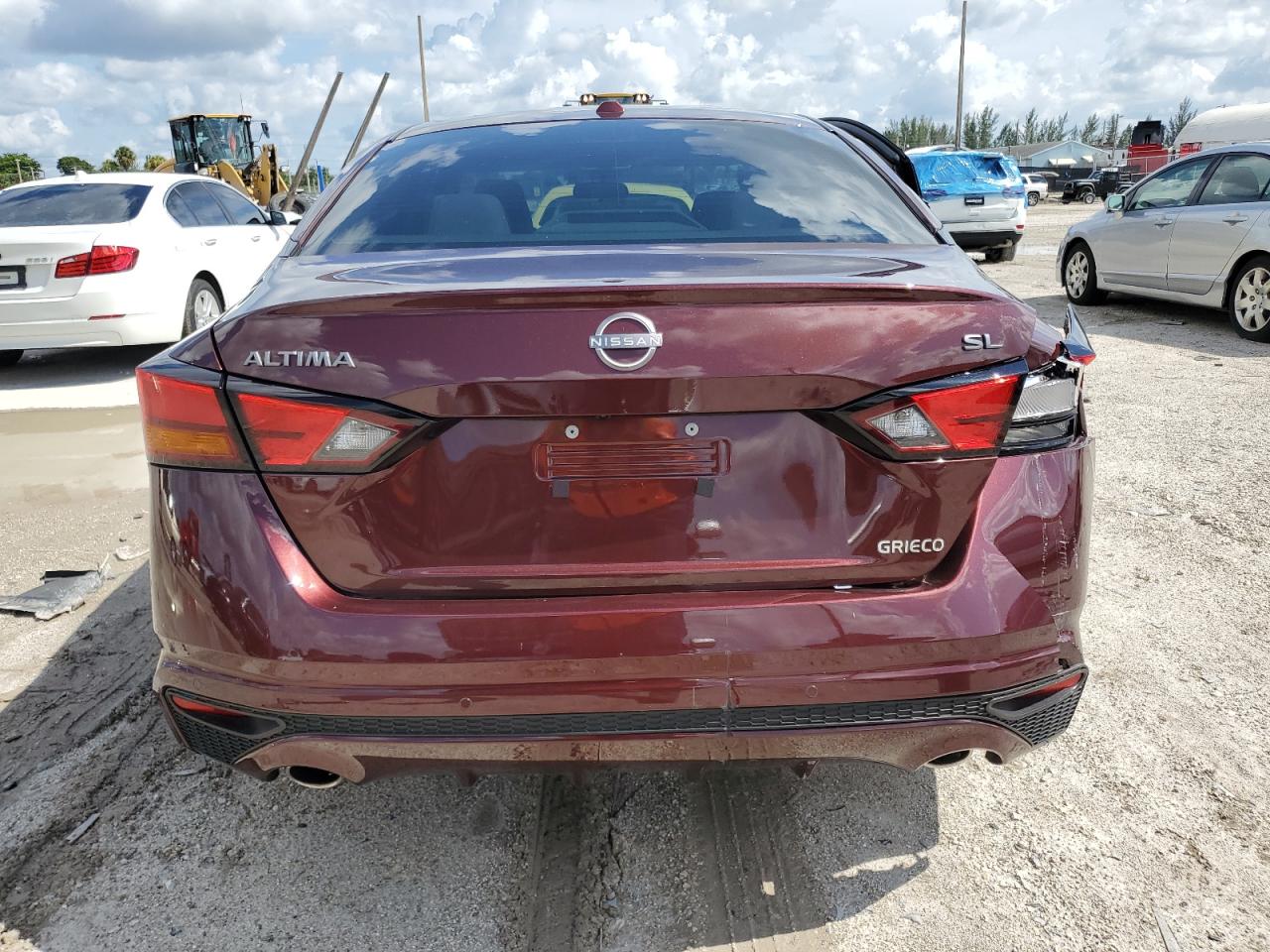 2024 Nissan Altima - Image 6