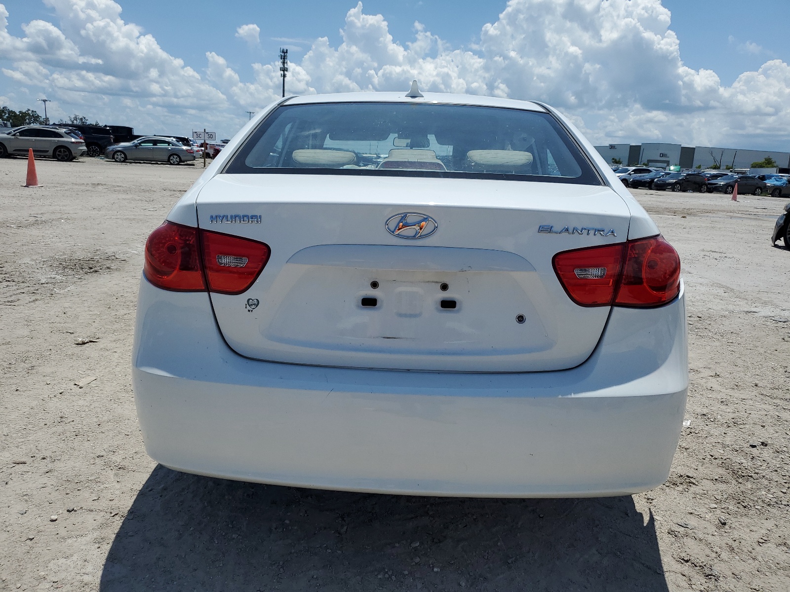 KMHDU46D49U754818 2009 Hyundai Elantra Gls