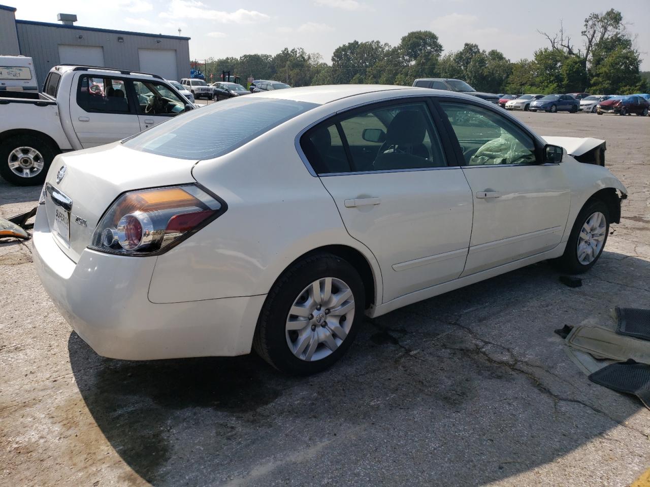 2011 Nissan Altima - Image 3