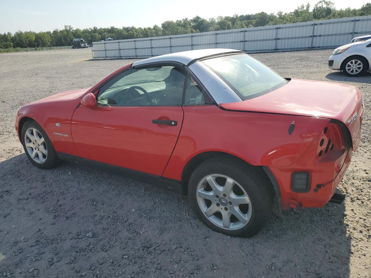 2000 Mercedes-Benz Slk 230 Kompressor VIN: WDBKK47F8YF150028 Lot: 67173124