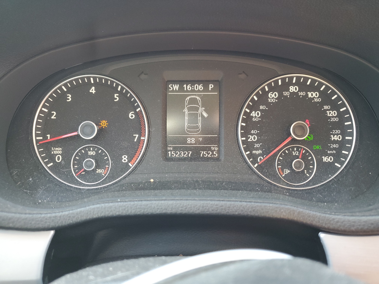 1VWBP7A38DC010802 2013 Volkswagen Passat Se