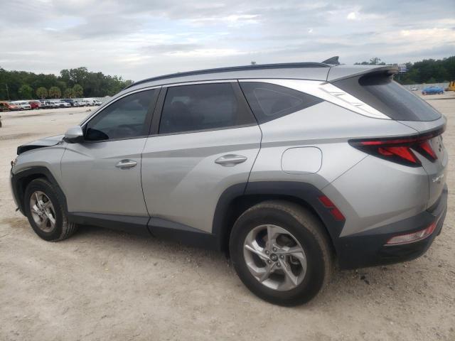 5NMJACAE5NH017896 Hyundai Tucson SE 2