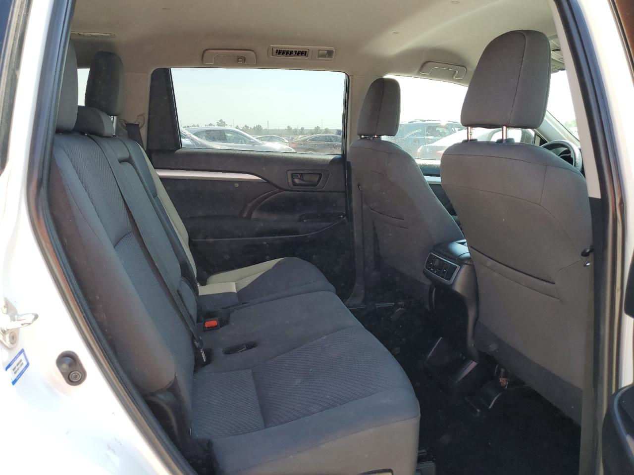 2019 Toyota Highlander Le VIN: 5TDZZRFH2KS316496 Lot: 68454814