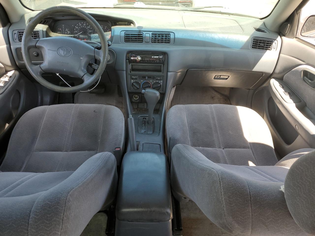 1999 Toyota Camry Ce VIN: 4T1BG22KXXU518193 Lot: 66938794