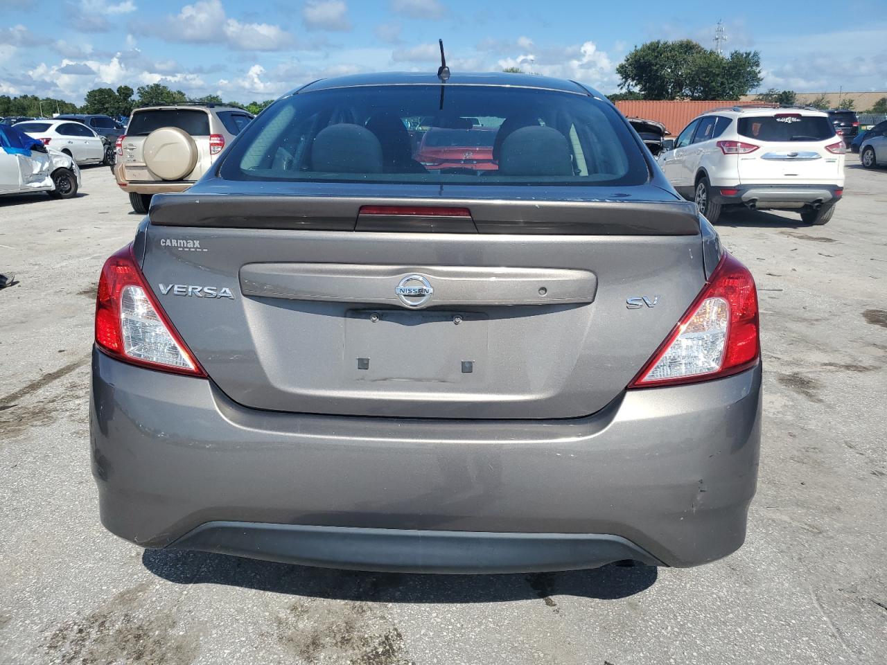 2017 Nissan Versa S VIN: 3N1CN7AP4HL812972 Lot: 69613074