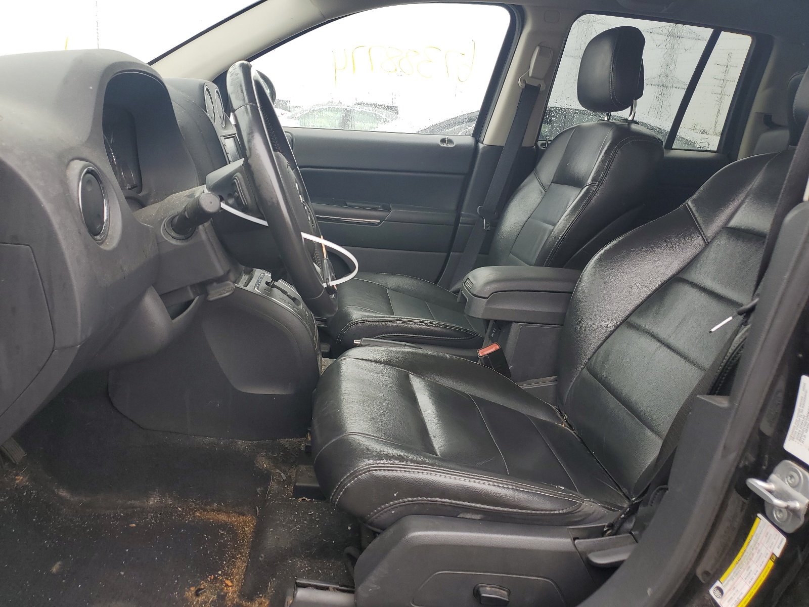 1J4NF5FBXBD168843 2011 Jeep Compass Limited