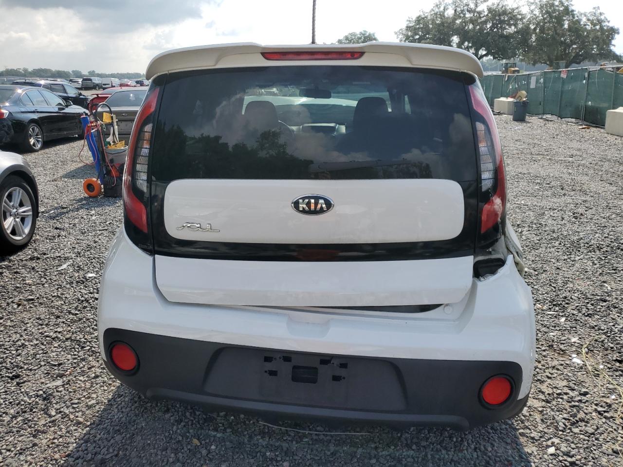 2017 Kia Soul VIN: KNDJN2A27H7450068 Lot: 66633214