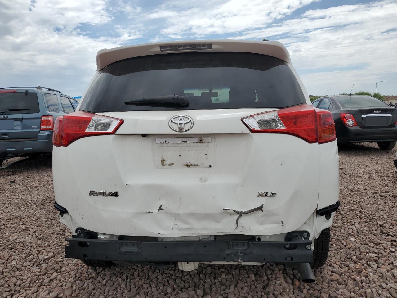 JTMWFREVXEJ015768 2014 Toyota Rav4 Xle