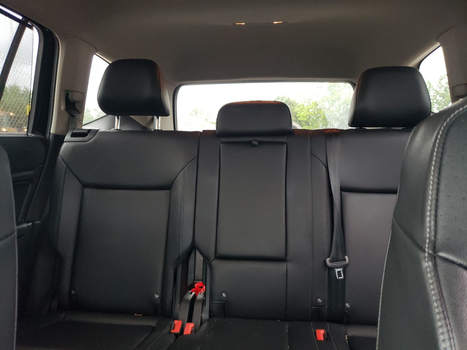 1V2UR2CA1KC519257 2019 Volkswagen Atlas Se