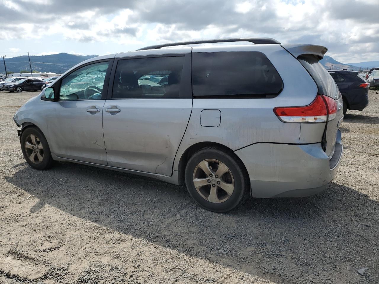 5TDKK3DC3DS370368 2013 Toyota Sienna Le