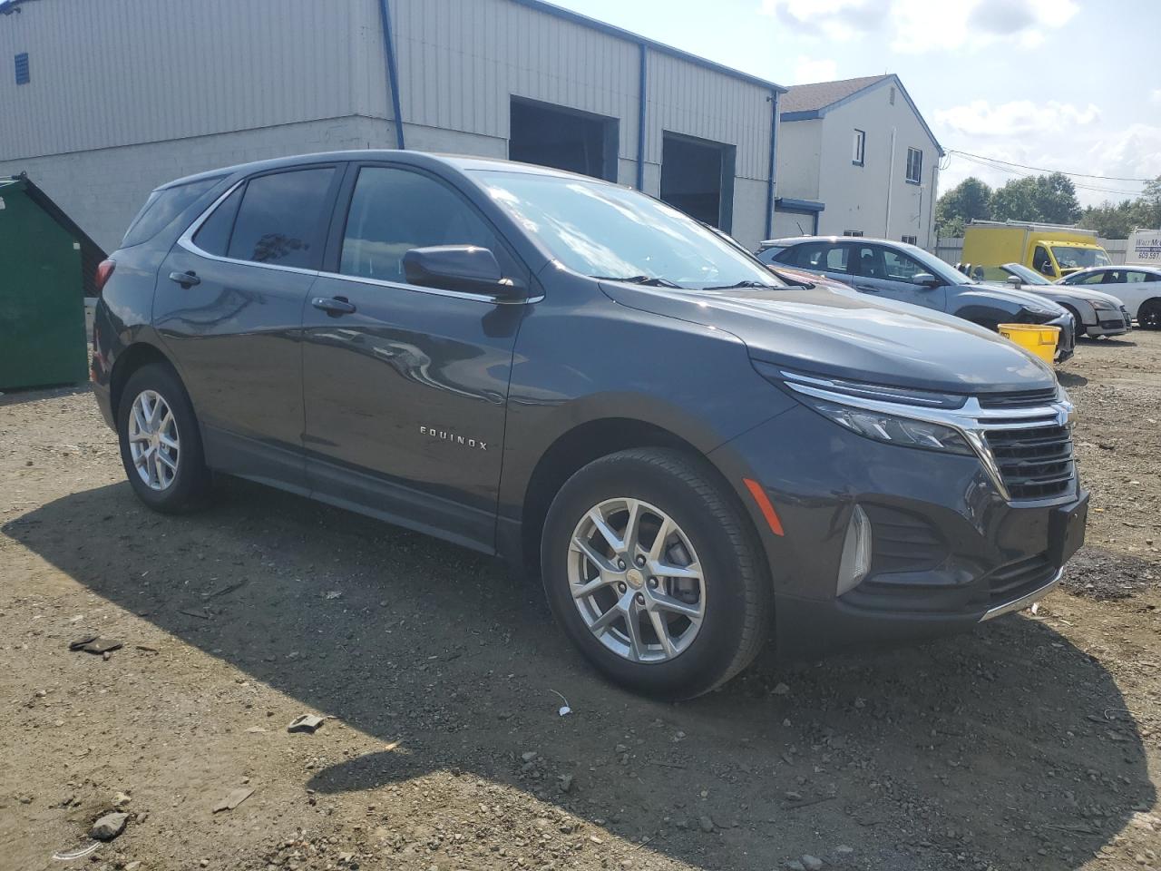 2022 Chevrolet Equinox - Image 4